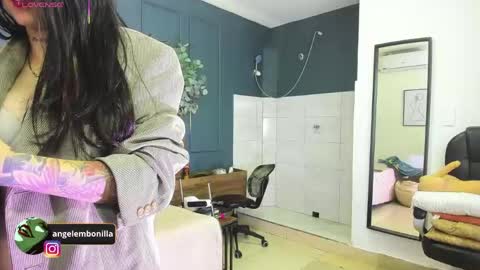 Megan    630  1330 -5 online show from 04.18.26