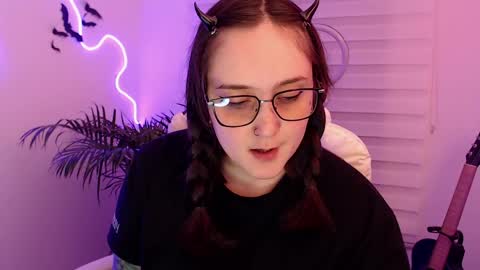 OF fallenag 1 online show from 06.04.26