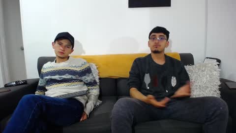 FallGays online show from 12.24.24