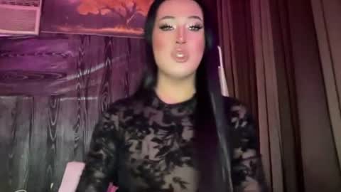 Snapshot of fallon_empress chatting on 06.21.26 callmecindy online show from 06.21.26