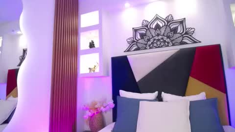 Snapshot of fancy_vixen chatting on 02.23.26 FANCY online show from 02.23.26