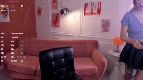 Snapshot of fancyamelia chatting on 09.20.25 fancyamelia online show from 09.20.25