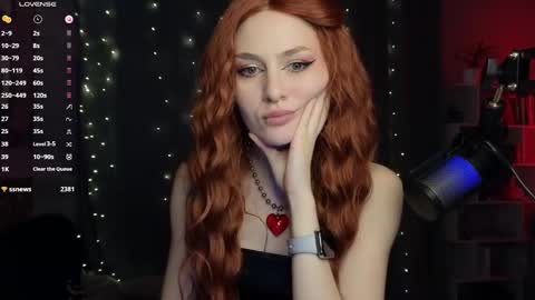 Snapshot of fancymeee chatting on 02.24.25 fancymeee online show from 02.24.25