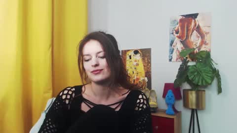 Nadine online show from 01.18.25