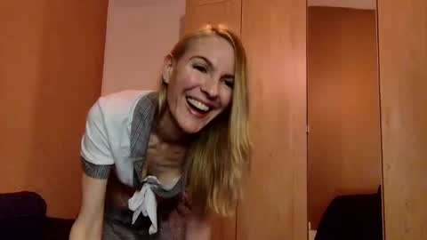 Fanny online show from 12.29.24