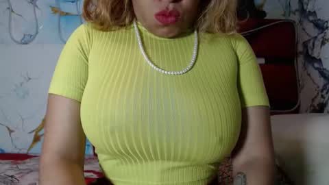 fantastic961397 online show from 11.22.25