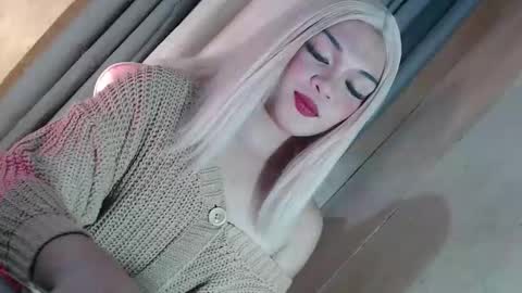 DANIELLA - DONT FORGET TO GIVE ME A THUMBSU UP online show from 02.27.26