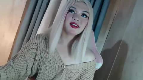 DANIELLA - DONT FORGET TO GIVE ME A THUMBSU UP online show from 05.14.26