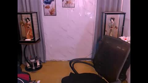 Snapshot of fantasticock4ux chatting on 12.19.25 YOUR DOMINA KRISTINE online show from 12.19.25