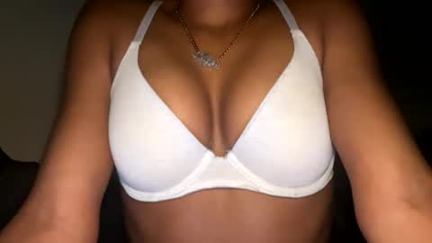 Snapshot of fantasyb1 chatting on 02.10.26 FantasyB online show from 02.10.26