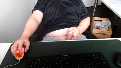 Snapshot of fap_n_play chatting on 11.15.25 Cardi online show from 11.15.25