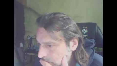Snapshot of fargoneoneo chatting on 09.14.25 fargoneoneo online show from 09.14.25
