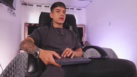 farid_jake_ online show from 02.18.25