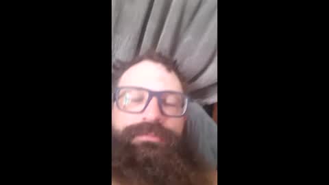 Snapshot of farm2boy chatting on 09.09.25 Farm2boy online show from 09.09.25