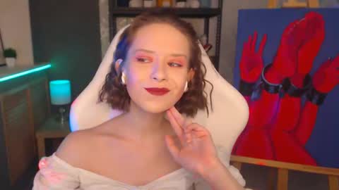 Fascinating   Eyes online show from 12.19.24