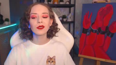 Fascinating   Eyes online show from 12.17.25