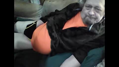 HoneyCumJuice4U online show from 04.19.26