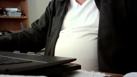 fatbellyitalian3 online show from 11.30.25