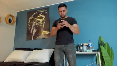 Snapshot of fatdick_1 chatting on 01.14.25 M A T T E O online show from 01.14.25