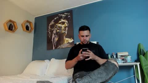 Snapshot of fatdick_1 chatting on 02.01.25 M A T T E O online show from 02.01.25