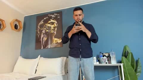 Snapshot of fatdick_1 chatting on 02.12.25 M A T T E O online show from 02.12.25