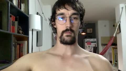 Snapshot of fazzbinderx chatting on 12.01.25 fazzbinder online show from 12.01.25