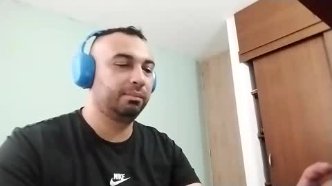 Snapshot of federikofer2 chatting on 02.15.25 federico online show from 02.15.25