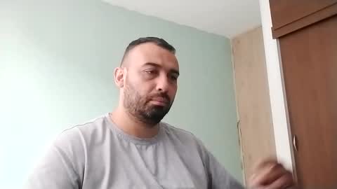 Snapshot of federikofer2 chatting on 02.28.25 federico online show from 02.28.25