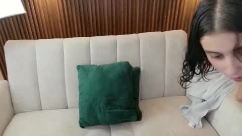 Feelena online show from 03.13.26