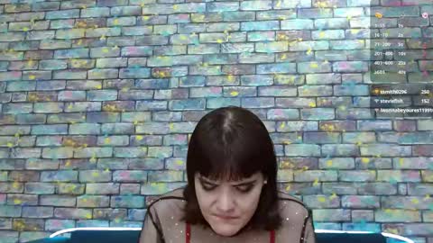 Laura online show from 02.01.25