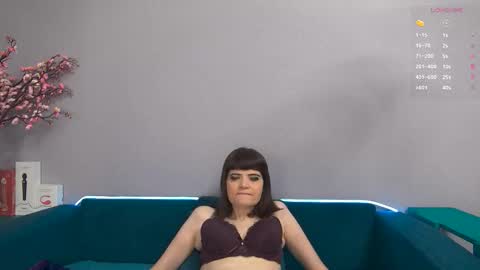 Laura online show from 09.17.25