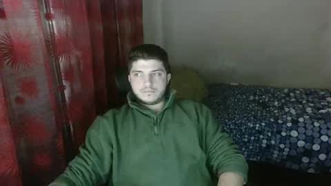 Snapshot of feet_cleaner chatting on 01.08.25 Slut-Boy online show from 01.08.25