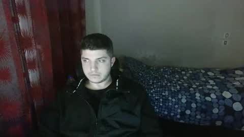 Snapshot of feet_cleaner chatting on 01.20.25 Slut-Boy online show from 01.20.25