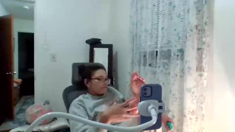 Soley online show from 11.22.25