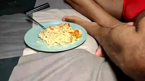 feetofmau online show from 10.27.25