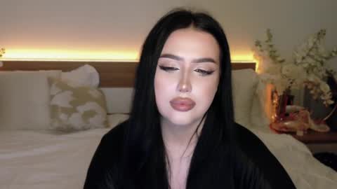 Snapshot of felicia_herceg chatting on 10.24.25 Felicia Herceg online show from 10.24.25