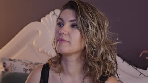 Snapshot of feliciakrige chatting on 02.01.25 FeliciaKrige online show from 02.01.25