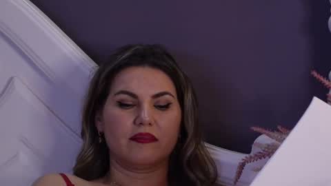 Snapshot of feliciakrige chatting on 02.14.25 FeliciaKrige online show from 02.14.25