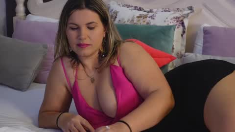 Snapshot of feliciakrige chatting on 02.27.25 FeliciaKrige online show from 02.27.25