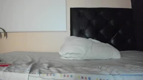 Snapshot of felipereyes28cm chatting on 10.28.25 Felipe online show from 10.28.25