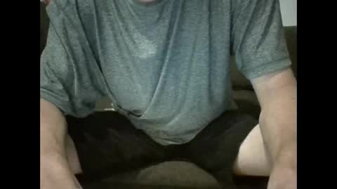 Snapshot of felipesmg2 chatting on 02.18.25 felipesmg2 online show from 02.18.25