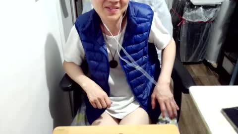 felixlau online show from 12.20.25