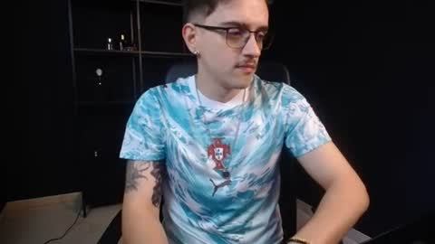 Snapshot of felixstark chatting on 06.27.26 FelixStark online show from 06.27.26