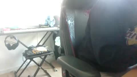 Snapshot of fem_alice_louis_dom chatting on 09.22.25 fem_alice_louis_dom online show from 09.22.25