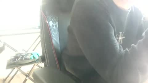 Snapshot of fem_alice_louis_dom chatting on 09.28.25 fem_alice_louis_dom online show from 09.28.25