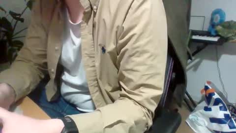 Snapshot of fem_alice_louis_dom chatting on 12.22.25 fem_alice_louis_dom online show from 12.22.25