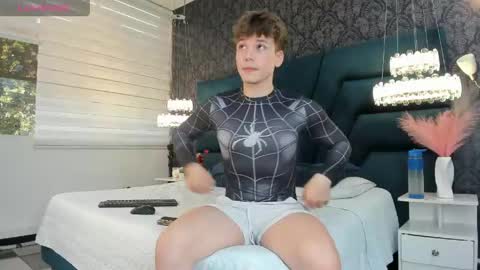 Femboy Max online show from 05.26.26