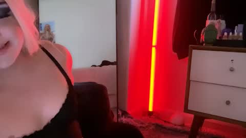 Snapshot of femgirl99 chatting on 02.18.25 this is justice tricia a bigelow. she was fucking my husband tom girardi online show from 02.18.25