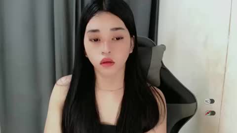 YOUR BEAUTIFUL ASIANFHEMY online show from 02.01.25