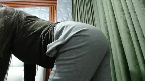 Alejandra online show from 10.18.25